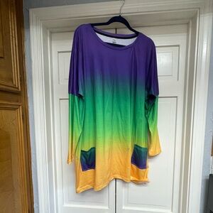 Long tunic top. Wear as dress or with leggings. Purple, gold, green.